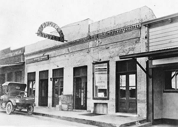 California Historical Landmark #34: Pioneer Hall in Jackson