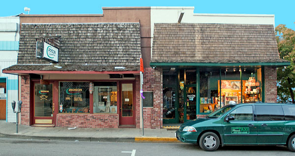California Historical Landmark #34: Pioneer Hall in Jackson