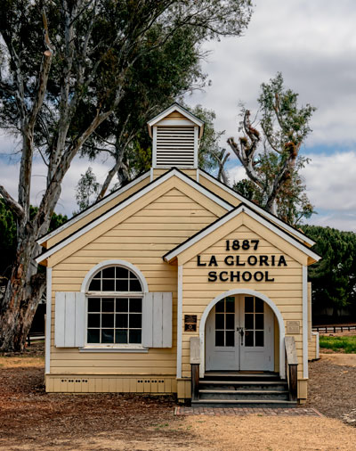 Historic Point of Interest in King City: La Gloria Schoolhouse