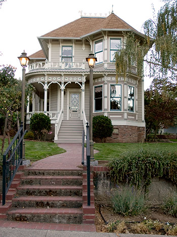 G. M. and Kate Grainger House in Ashland, Oregon