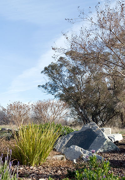 California Historical Landmark #780-2: First Transcontinental Railroad (Rocklin)
