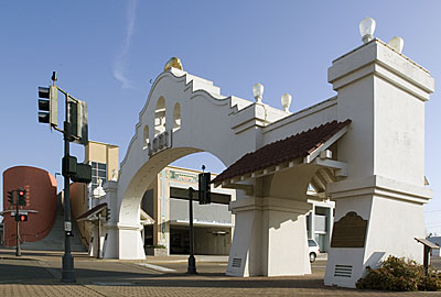 Lodi Arch