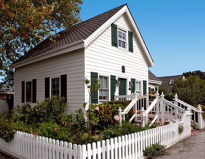 William Adam Simmons House in Half Moon Bay