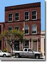 Solari Building East in Jackson Square, San Francisco. Photograph copyright &copy; 2003 by Alvis E Hendley.