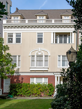 Charles abd Ethel Fickert House at 1060 Green Street in the Paris Block on Russian Hill