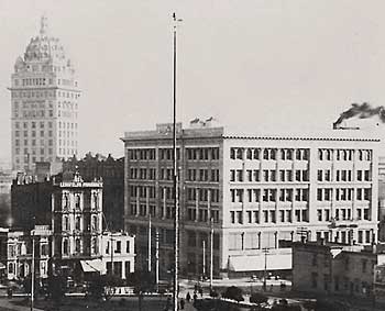 City of Paris Department Store in 1898