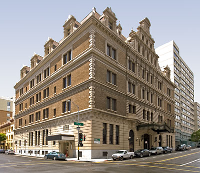 California Hall, San Francisco. Photograph copyright &copy; 2002 by Alvis E Hendley.