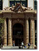 Don Lee Building, San Francisco. Photograph copyright &copy; 2003 by Alvis E Hendley.