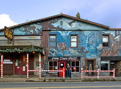 Watts & Tannahill Company Store