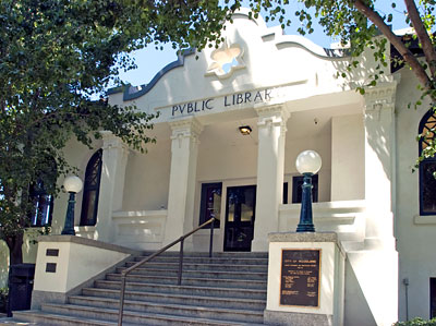 Woodland Public Library in Woodland, California